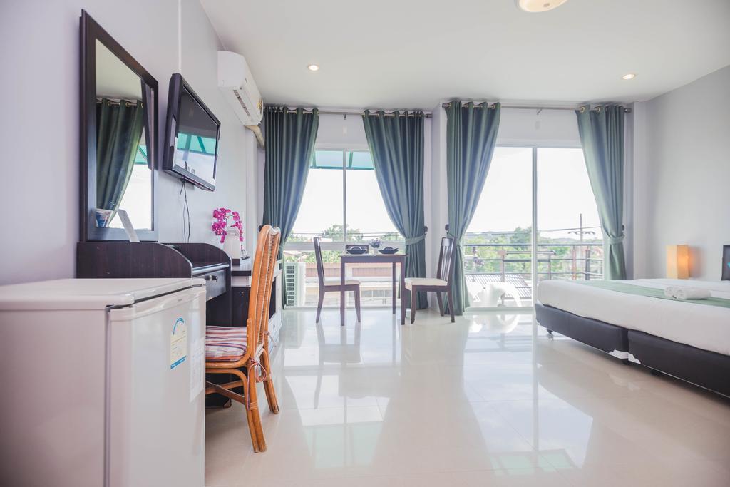The Cozy House Hotel Rawai Bagian luar foto