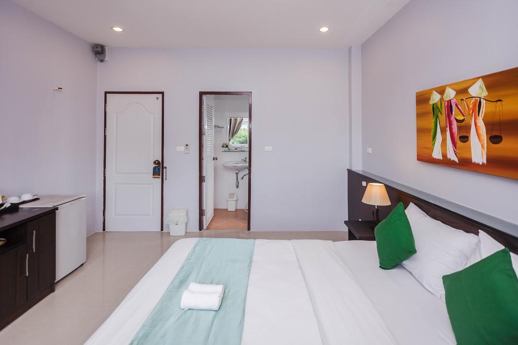 The Cozy House Hotel Rawai Bagian luar foto