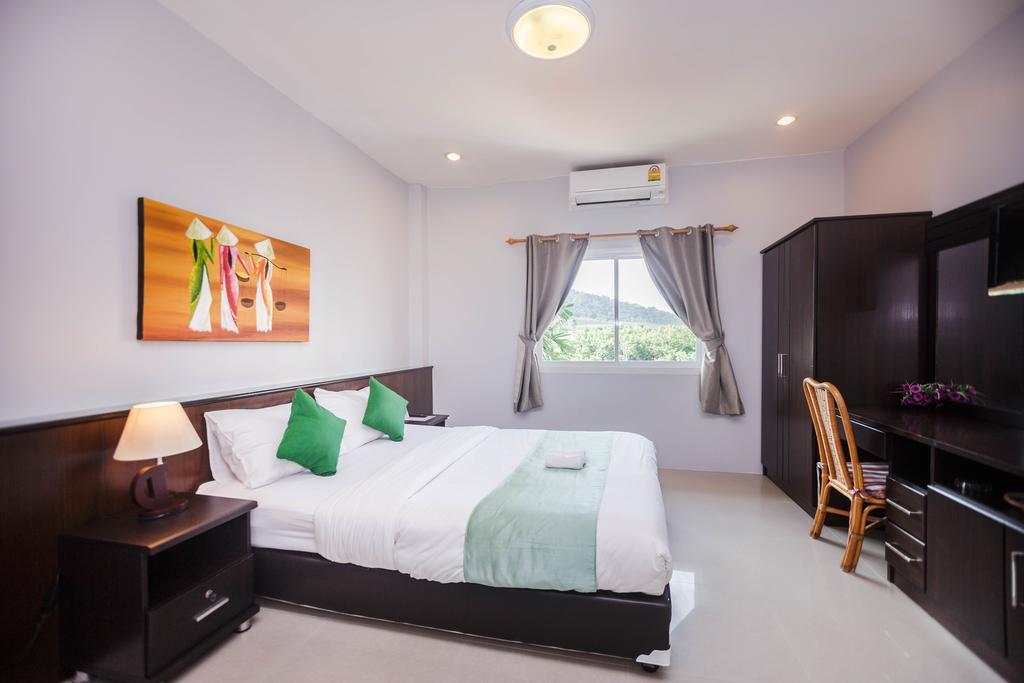 The Cozy House Hotel Rawai Bagian luar foto