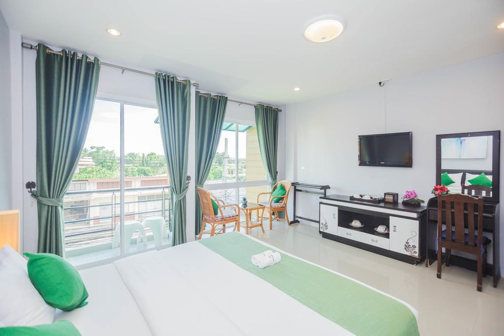 The Cozy House Hotel Rawai Bagian luar foto