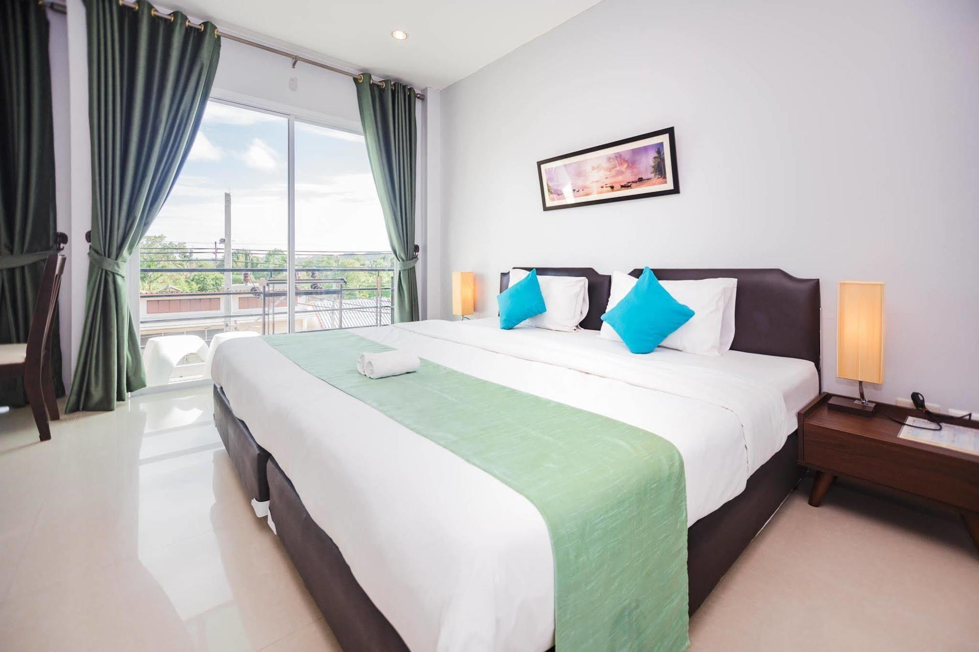The Cozy House Hotel Rawai Bagian luar foto